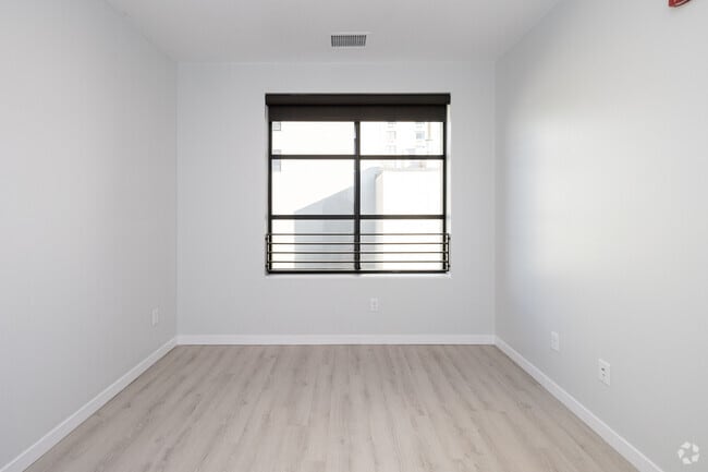 1BR, 1BA - 530SF - Bedroom - Trestle Lofts