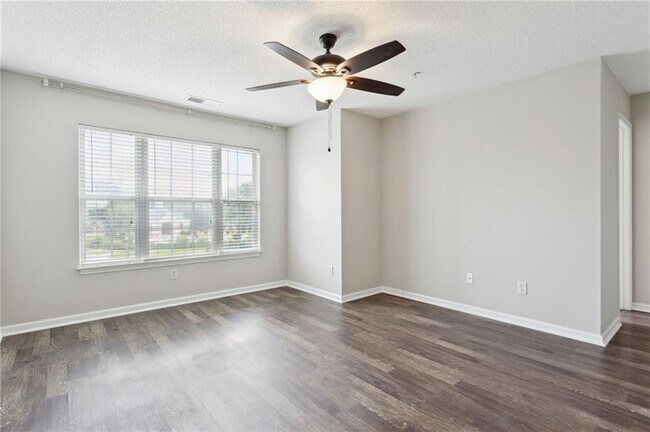 Foto del edificio - 372 Azalea Cir