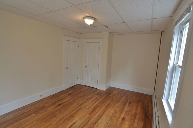 Building Photo - 318 Fuller St