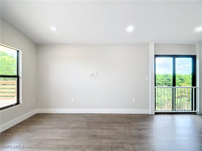 Foto del edificio - 2511 Storter Ave