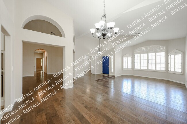 Foto del edificio - 1635 W Wisteria Dr