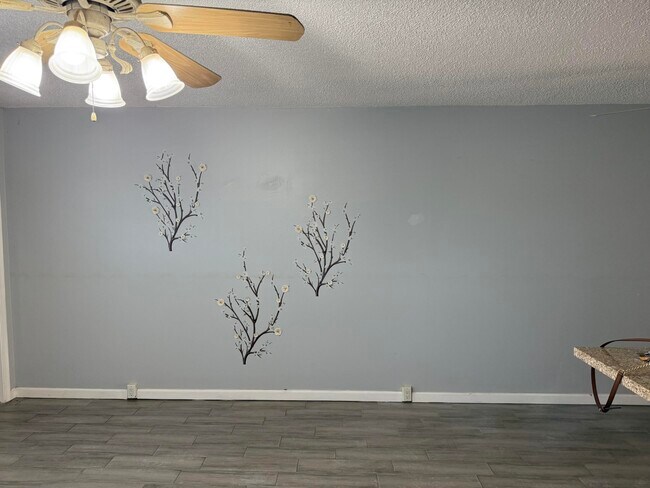 Building Photo - 127 Northampton G