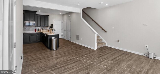 Foto del edificio - 10570 Sally Ride Ln