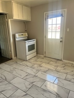 Building Photo - 3310 Roosevelt Dr