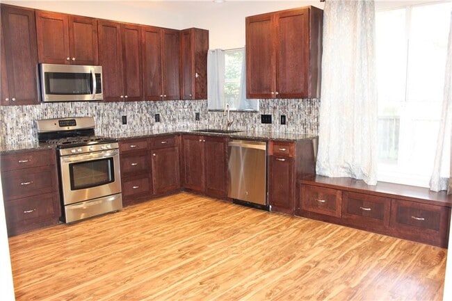 Building Photo - 7801 Varcella Trail