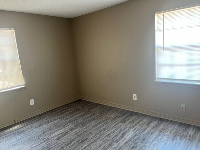 Foto del edificio - Welcome to your dream home in Russellville...