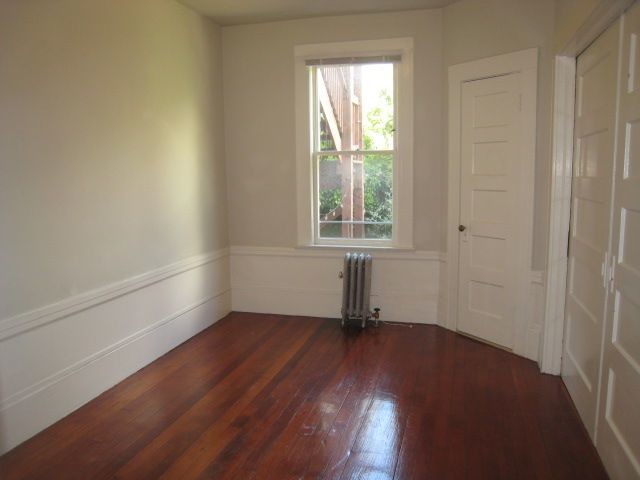 Building Photo - 1270 Pine St