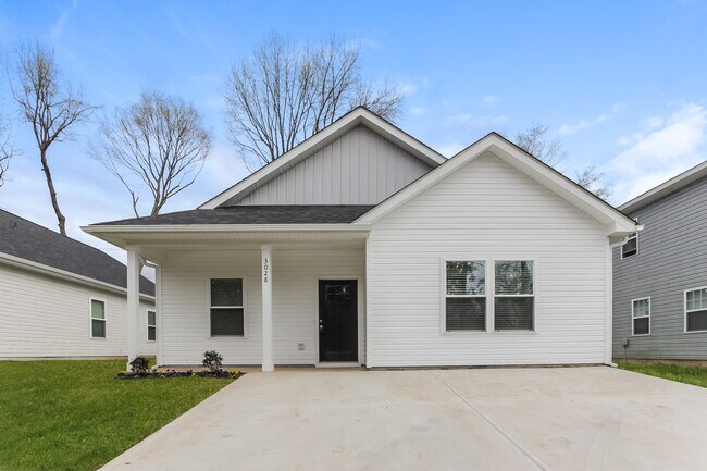 Foto del edificio - 3028 Celia Ave, Charlotte, NC