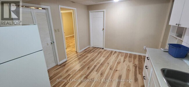 Photo du bâtiment - 133 Shawnee Cir