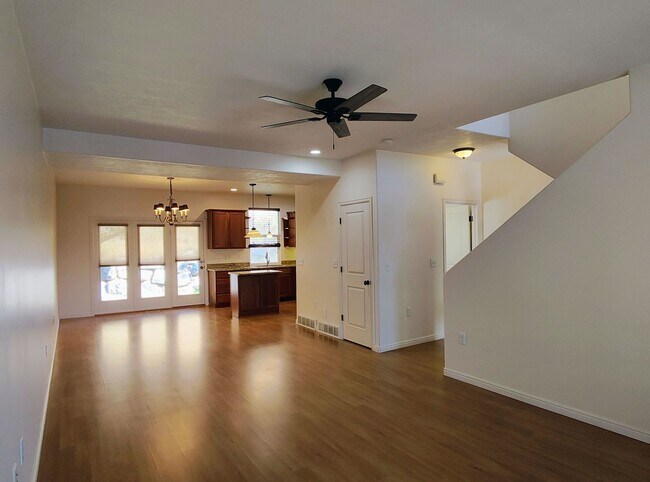 Foto del edificio - Great Condo in Prestigious Chandler Pointe...