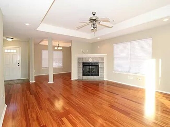 Foto del edificio - BEAUTIFUL HOME IN GREAT LOCATION!