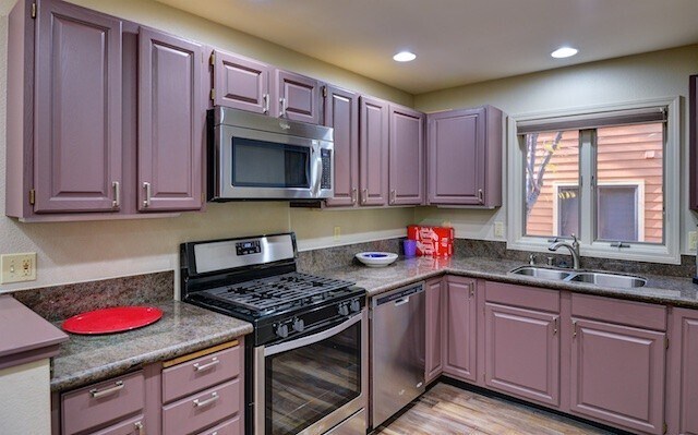 Building Photo - Incline Village: Condo - 2 Bedrooms, 2 Bat...