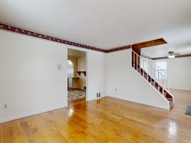Foto del edificio - 3 Bedroom Single Family Home in Buffalo