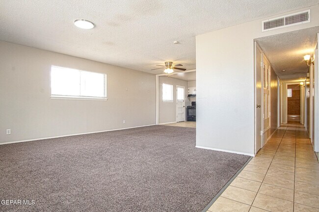 Foto del edificio - 3530 Hamilton Ave