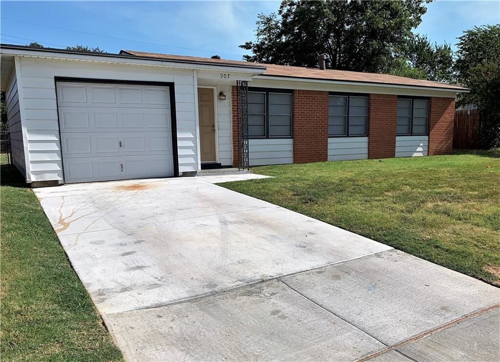 Foto principal - 907 Belvedere Dr