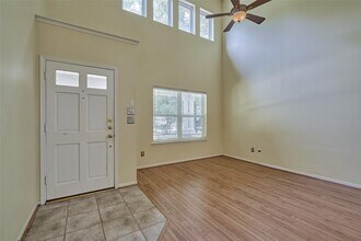 Building Photo - 59 W Gaslight Pl