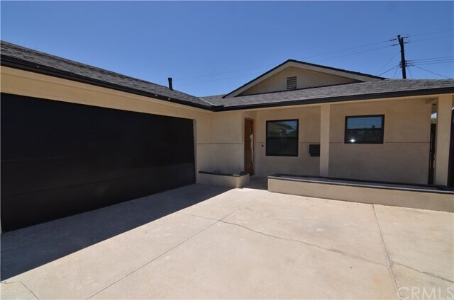 Foto principal - 19321 Scobey Ave