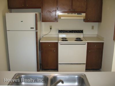 Building Photo - 2 br, 1.5 bath House - 3413-B Dandale Dr.