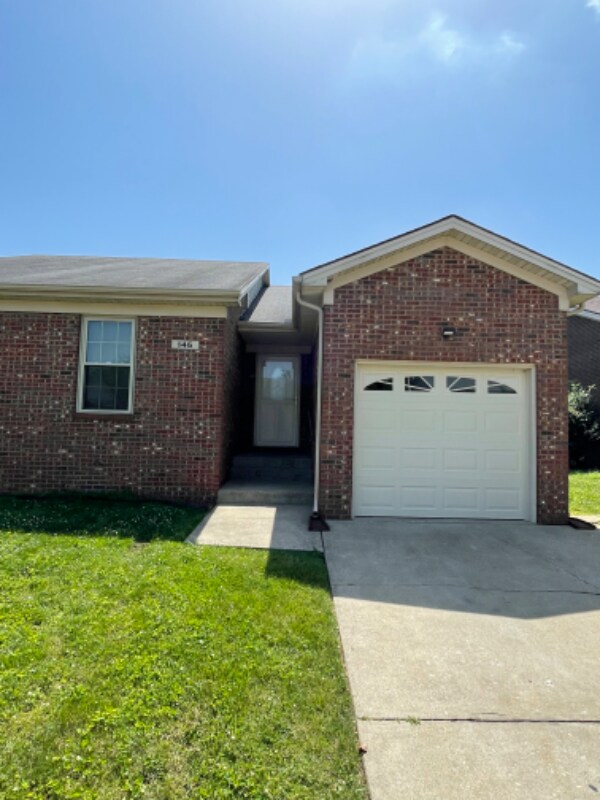 146 Dr, Nicholasville, KY 40356 Townhome Rentals in