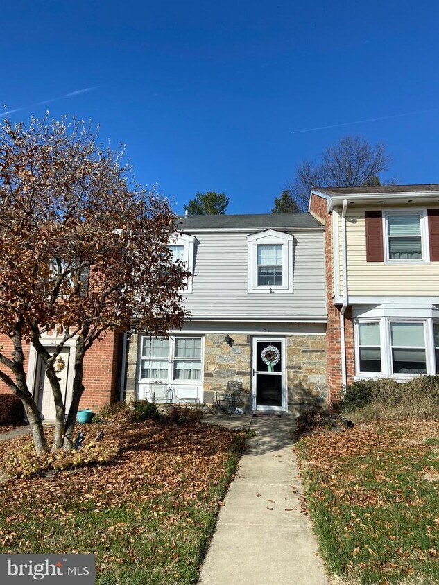 24 Park Pl, Lovettsville, VA 20180 Townhouse for Rent in Lovettsville