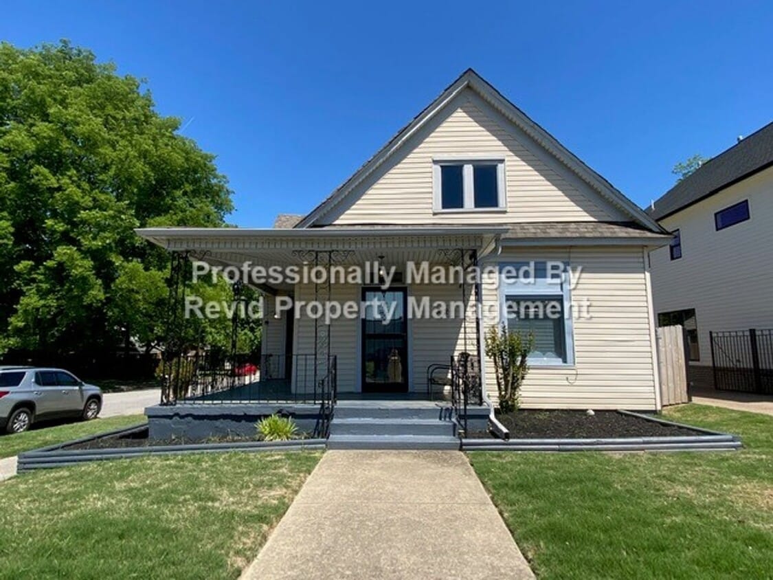 3 bedroom Home in Midtown House Rental in Memphis, TN