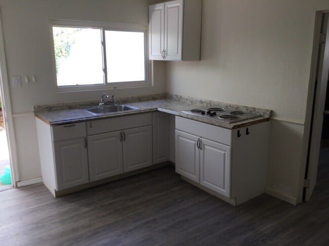 Building Photo - 20957 Community St