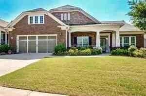 Building Photo - 232 Begonia Ct