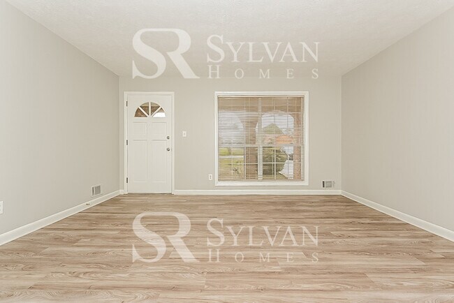 Foto del edificio - Welcome home to this 3 bedroom, 2 bathroom...