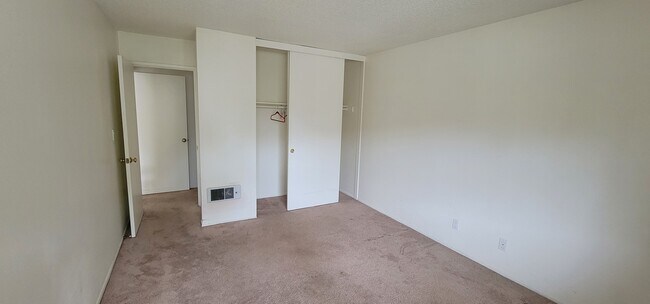 Habitación - 5514 Armitos Ave