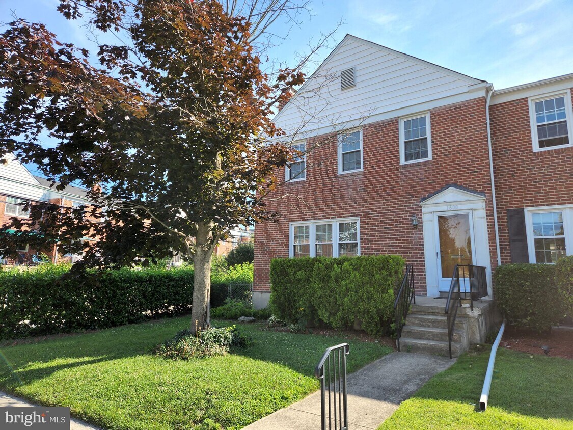 1600 Feldbrook Rd, Towson, MD 21286 House for Rent in Towson, MD