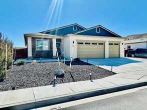 Building Photo - 17854 Davis Mdw Ct
