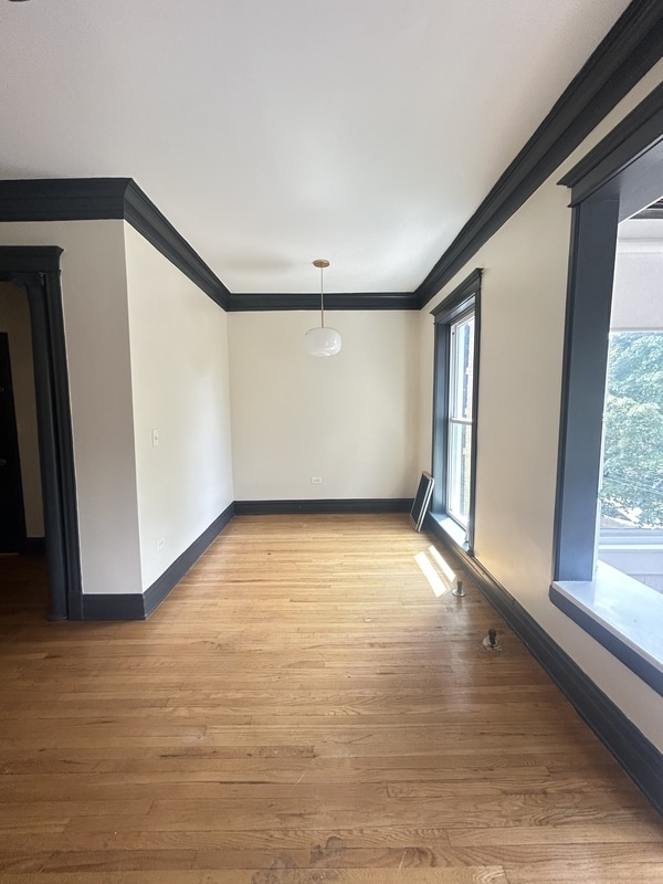Building Photo - 6615 S Ingleside Ave