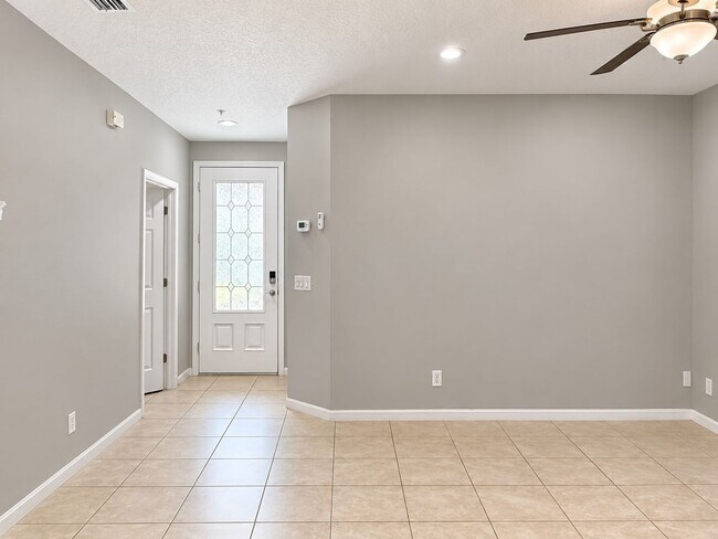 Building Photo - 4851 Fiorazante Ave