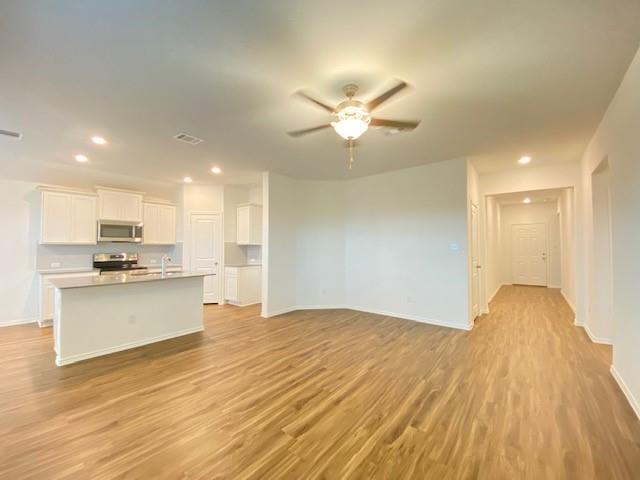 Foto del edificio - 426 Bluejack Wy