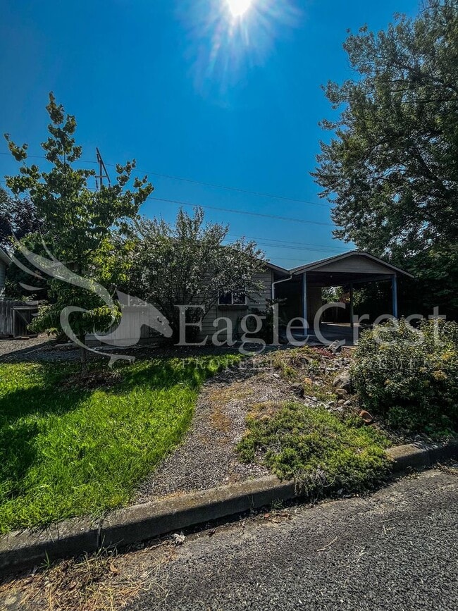 Building Photo - Charming 3-Bedroom Home in College Place, WA
