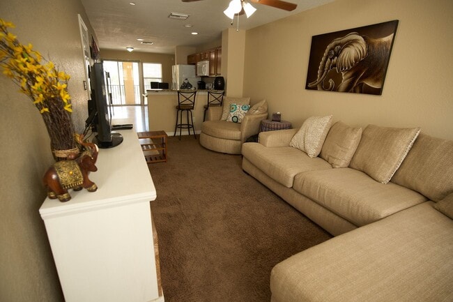 Building Photo - Furnished $2300  or Unfurnished $1900 ?