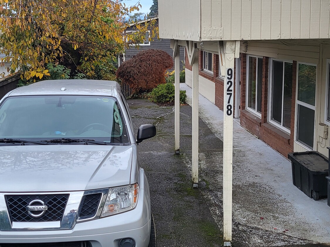 Foto principal - 9278 50th Ave S