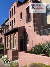 Building Photo - 1805 Camino Leonor