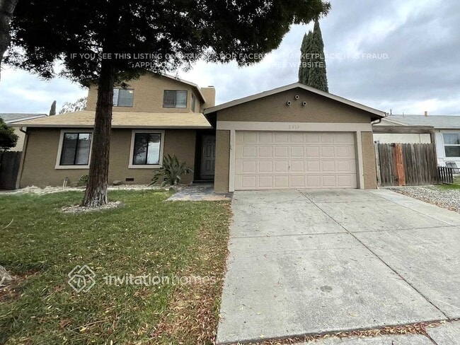 Building Photo - 2310 Dover Way