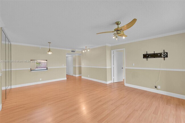Foto del edificio - 9210 SW 3rd St