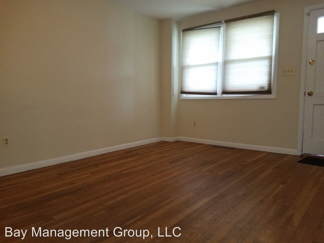 Building Photo - 3 br, 1 bath House - 8163 Del Haven Rd