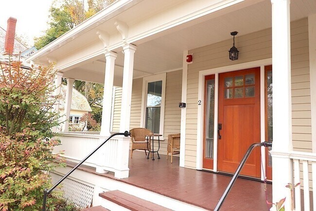 Foto del edificio - 32 N Prospect St