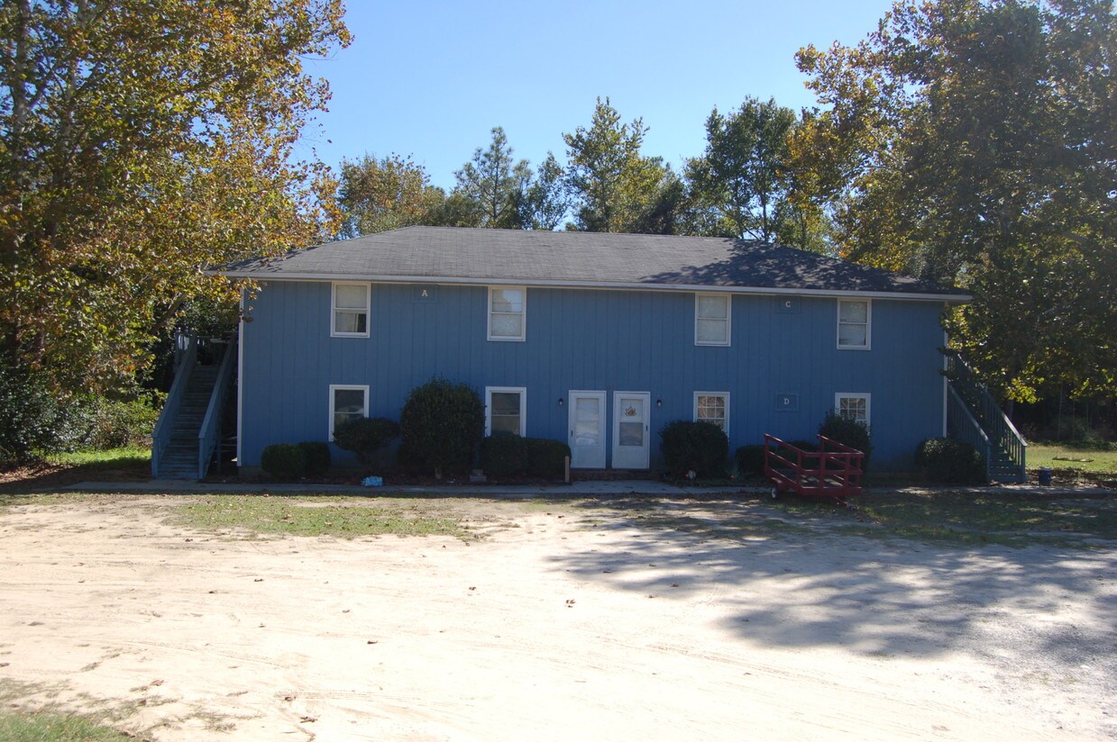 Primary Photo - 142 Calvin Ct