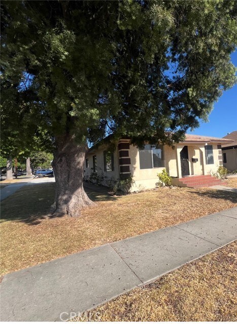Building Photo - 354 N Vista Bonita Ave