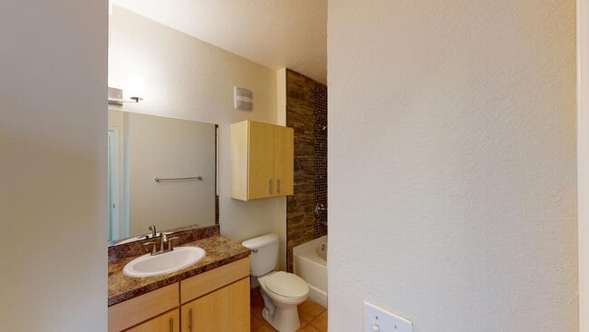 Interior Photo - The Vintage Lofts at West End