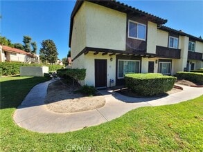 Building Photo - 1077 S Santo Antonio Dr