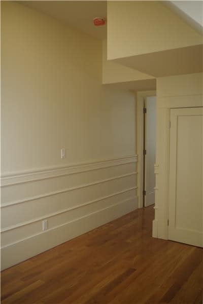 Building Photo - 877 Grove St