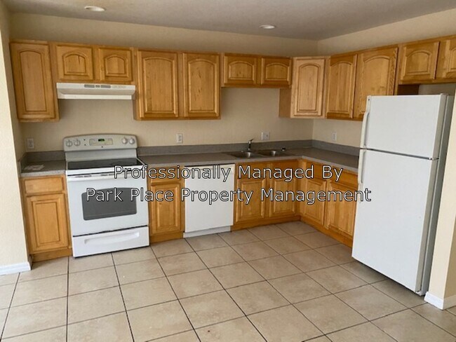 Foto del edificio - 1139 Gilbert Ave S
