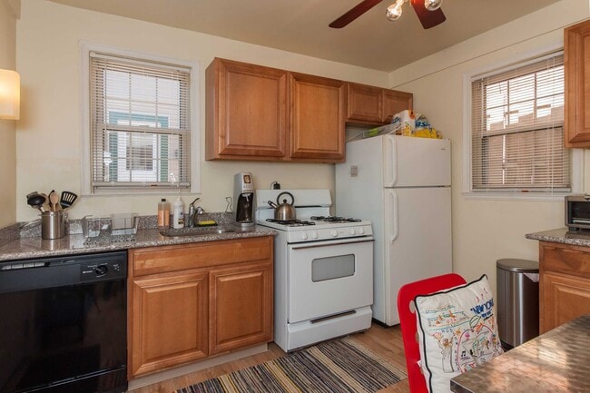 Building Photo - 620 Bellefonte St