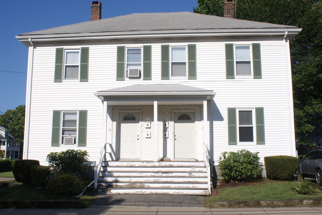 Convenient location - 74 Hammond St